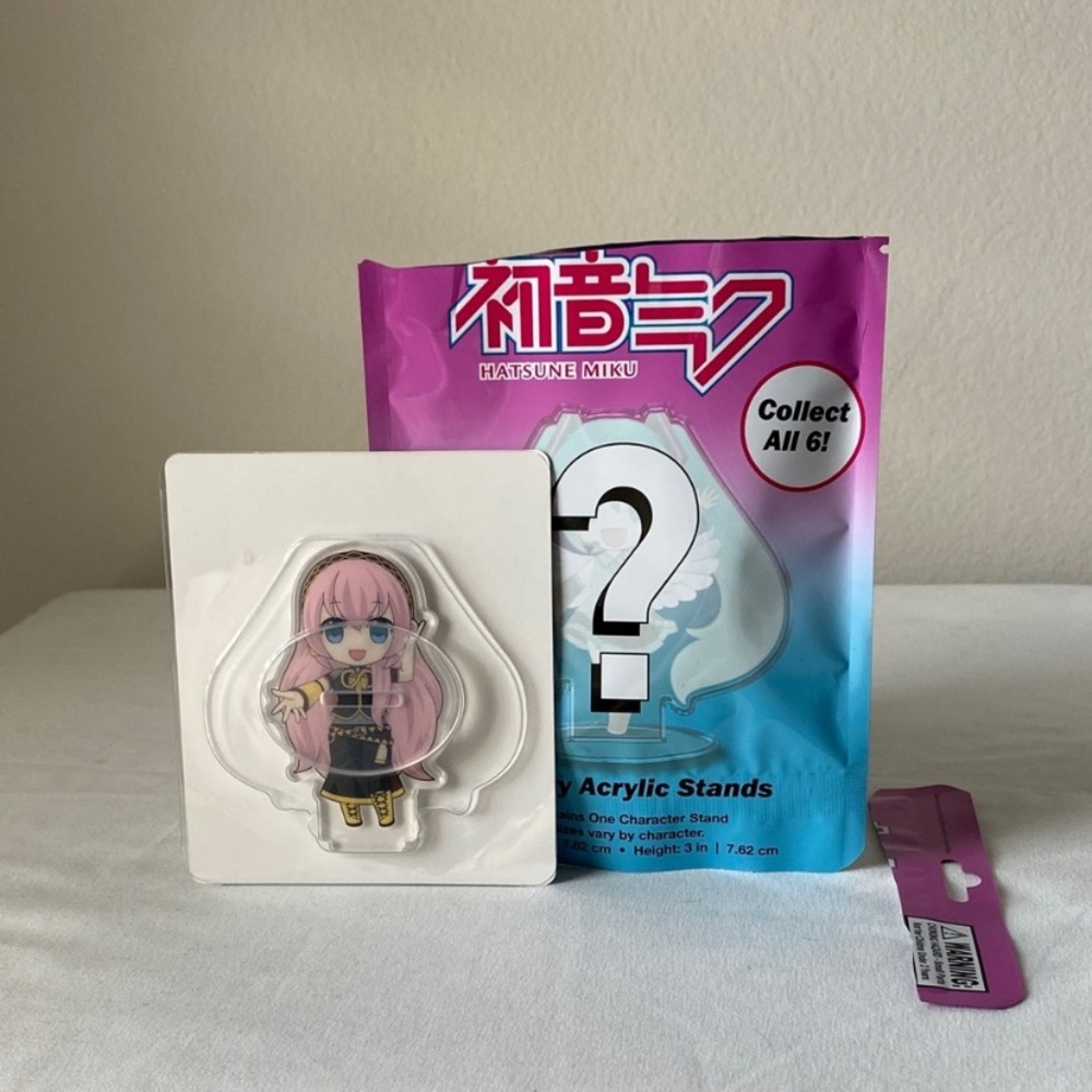 Hatsune Miku Acrylic Character Stand